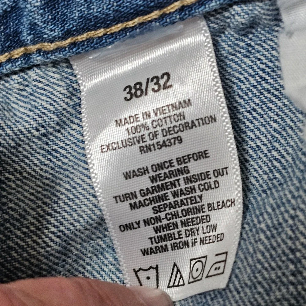 Aeropostale Mens Relaxed Fit Light Wash Denim Jeans 38x32 Blue 100% Cotton - Picture 3 of 10
